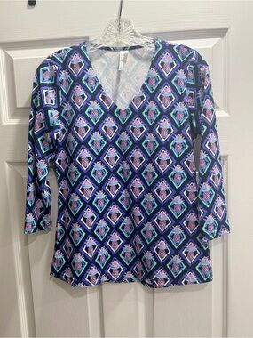 LULU-B Bright Pineapple 3/4 sleeve V-Neck SunProtect Shirt size XS